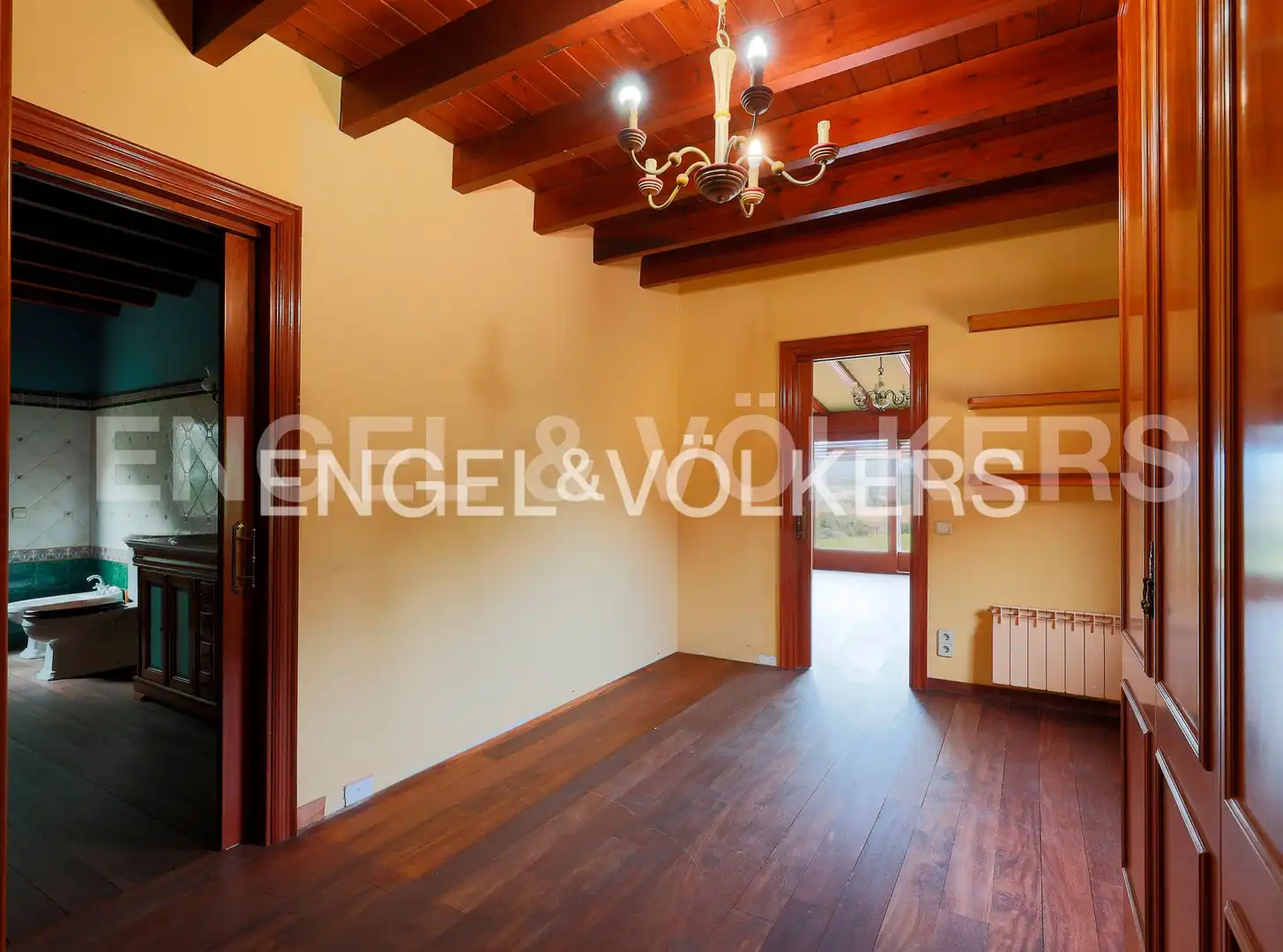 Comedor de Casa o chalet en venta en Montcada i Reixac con Calefacción, Jardín privado y Terraza