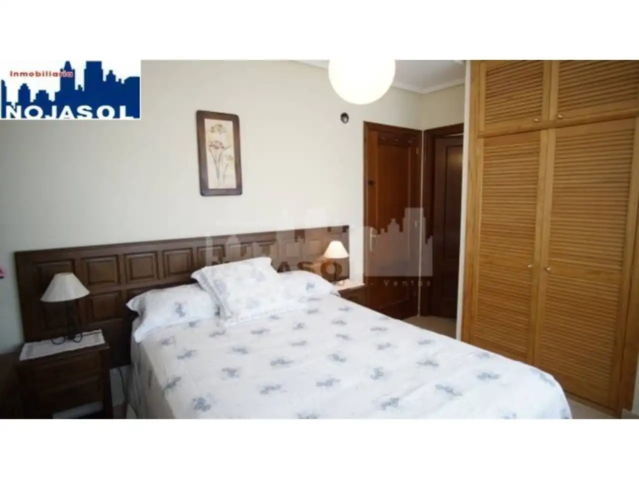 Dormitori de Apartament de lloguer en Noja amb Calefacció, Terrassa i Traster