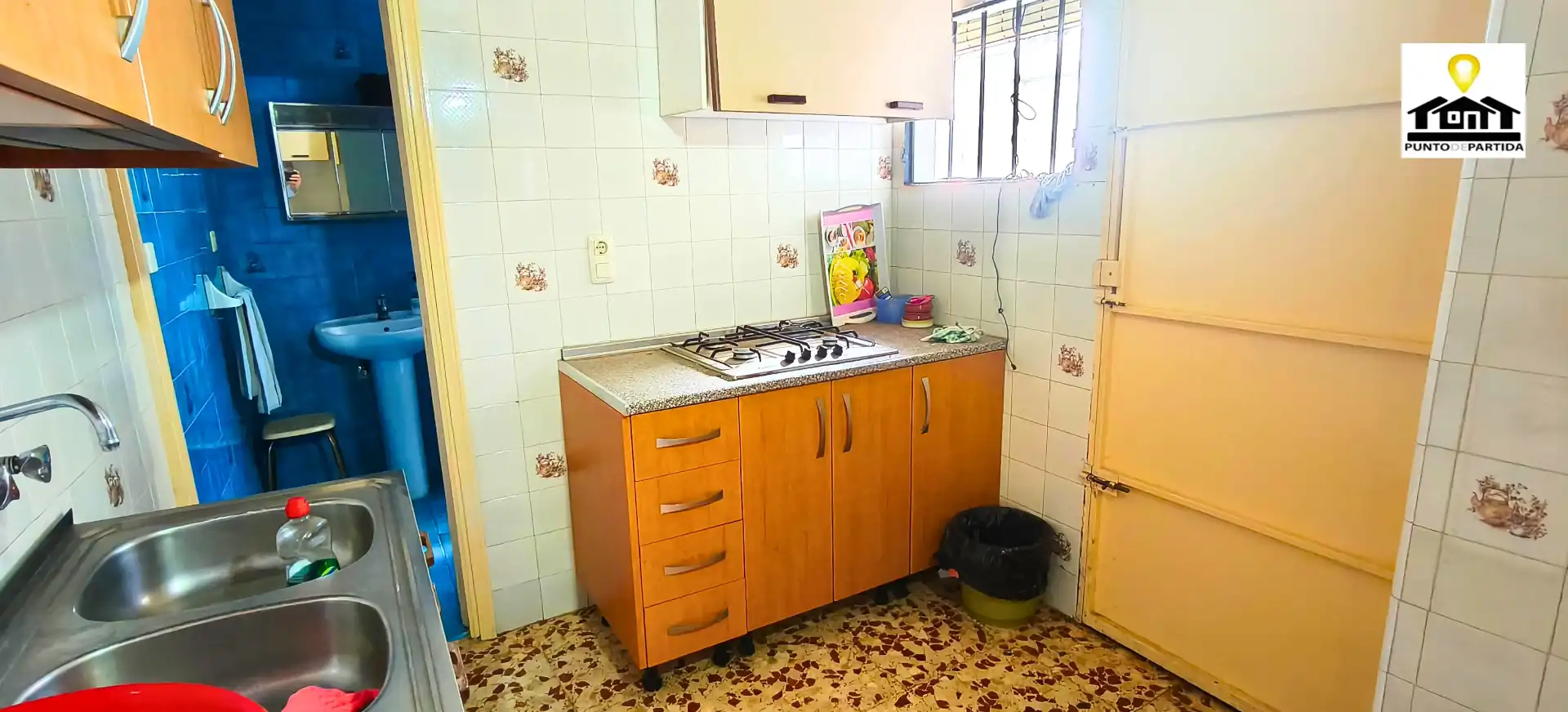 Cuina de Casa o xalet en venda en La Palma del Condado amb Traster, Moblat i TV
