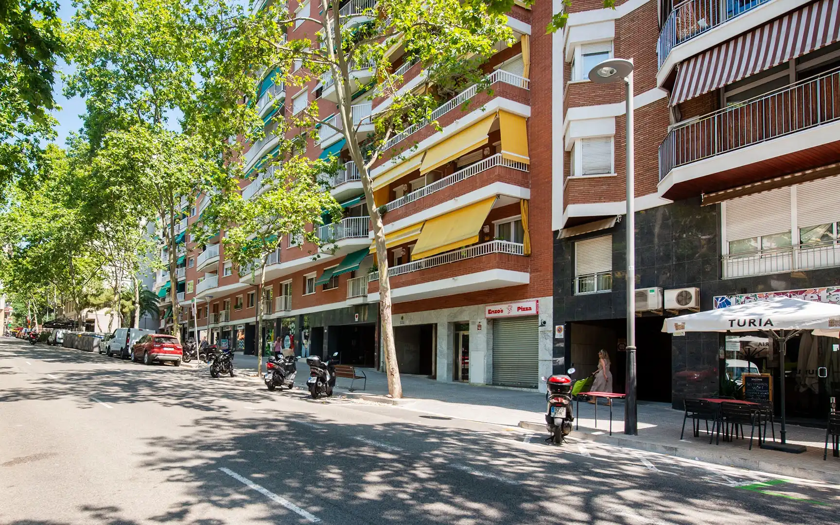 Exterior view of Flat for sale in Barcelona  with Air Conditioner, Heating and Terrace