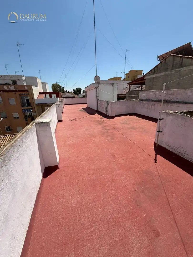Terrace of Houses for sale in Manises  with Air Conditioner, Terrace and Furnished