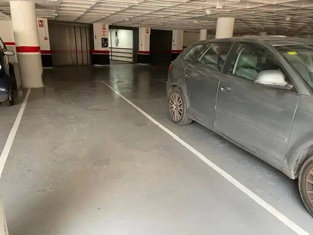 Aparcament en venda a Calle del Postigo de los Abades, imagen 7