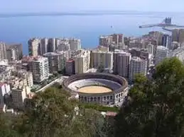 Vista exterior de Edifici en venda en Málaga