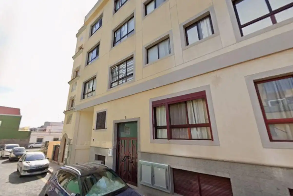 Vista exterior de Piso en venta en Santa Lucía de Tirajana