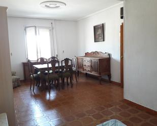Menjador de Casa o xalet de lloguer en  Toledo Capital amb Calefacció, Terrassa i Moblat