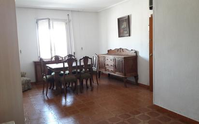 Menjador de Casa o xalet de lloguer en  Toledo Capital amb Calefacció, Terrassa i Moblat
