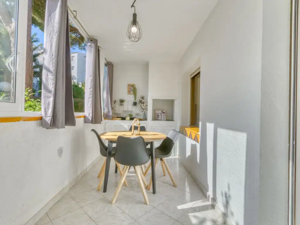 Piso con piscina en venta en Calle De Josep Carner 8, imagen 9