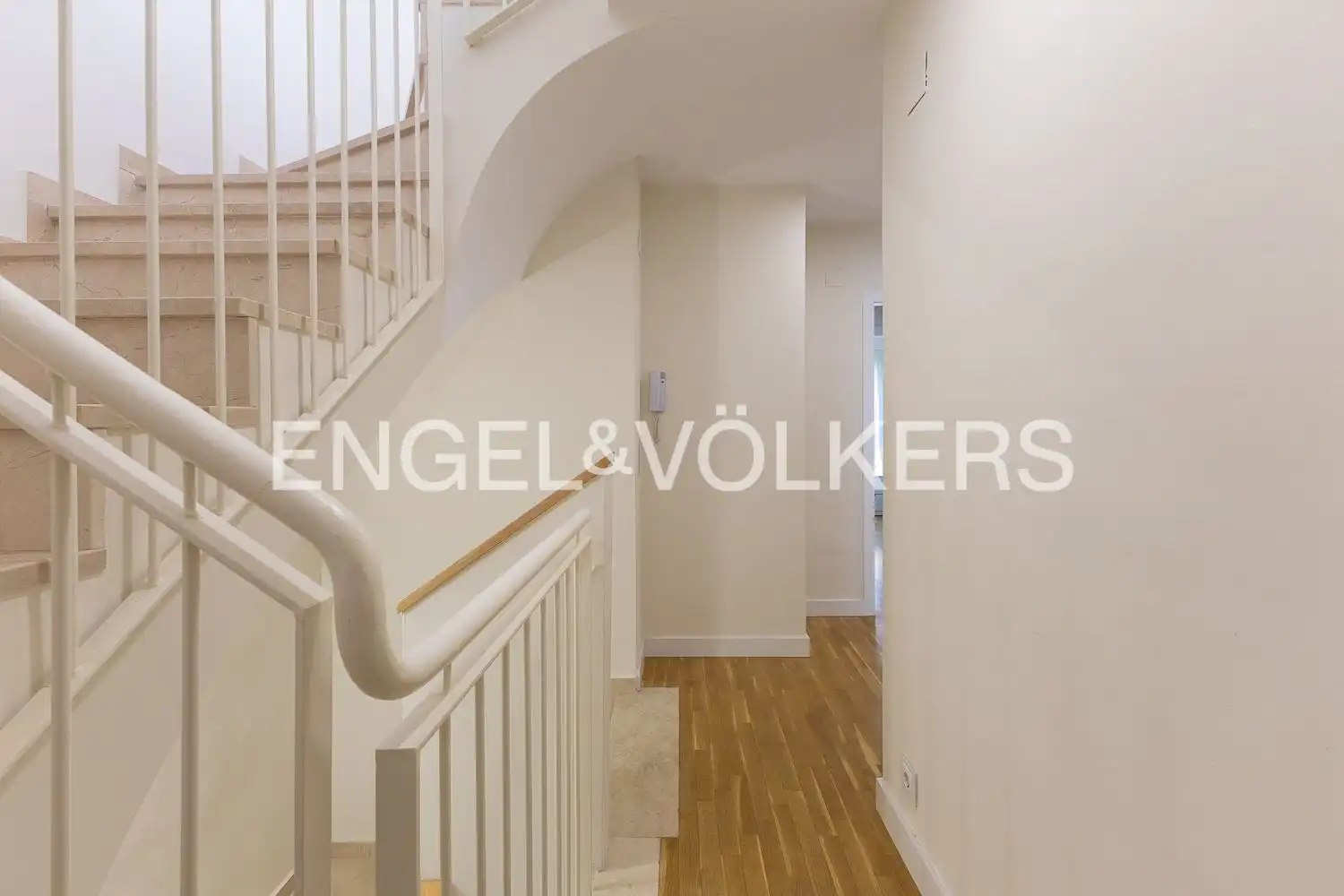 Casa o chalet de alquiler en Rocafort con Aire acondicionado, Calefacción y Jardín privado