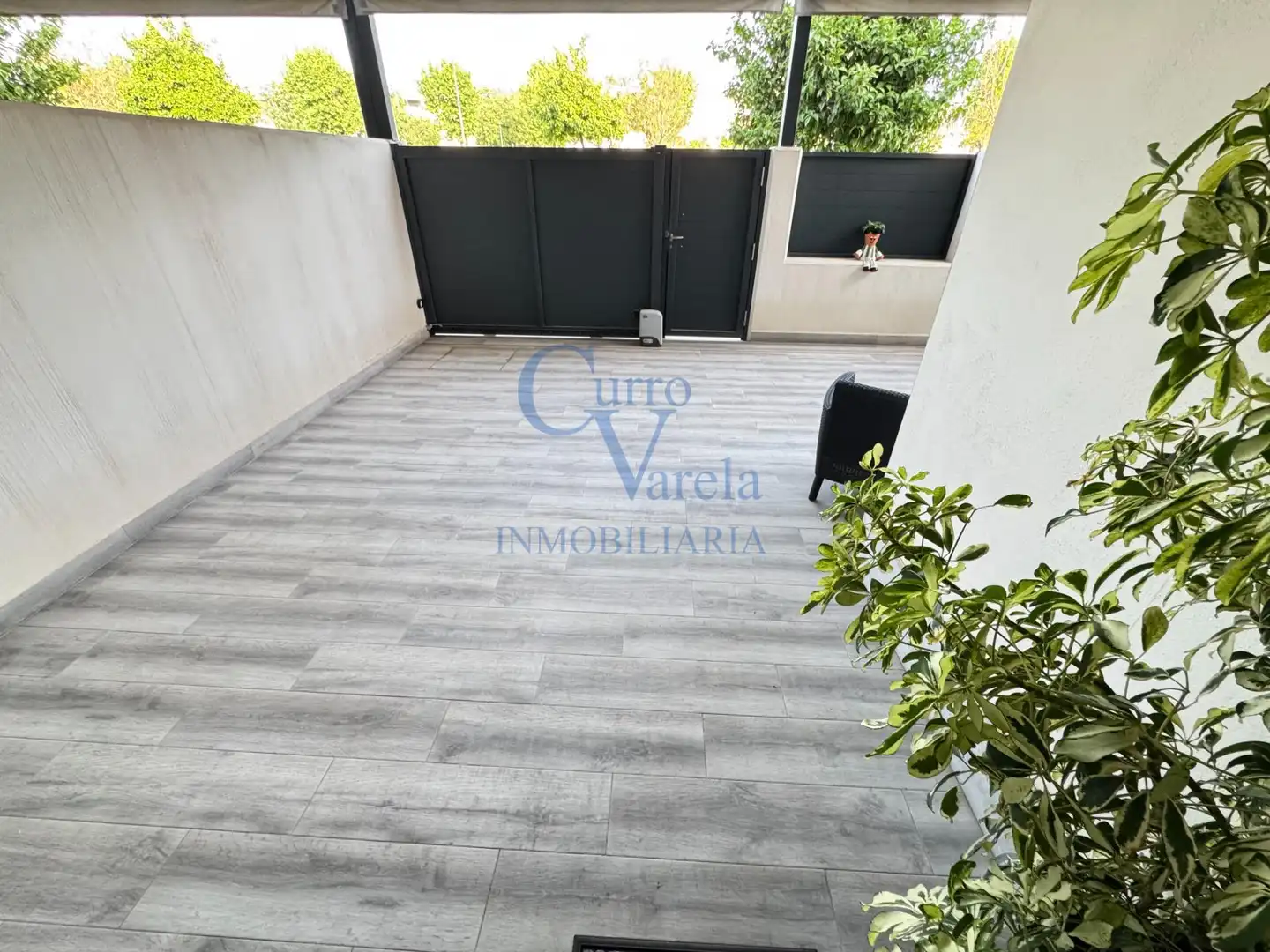 Terrassa de Casa o xalet en venda en Dos Hermanas amb Aire condicionat, Calefacció i Traster