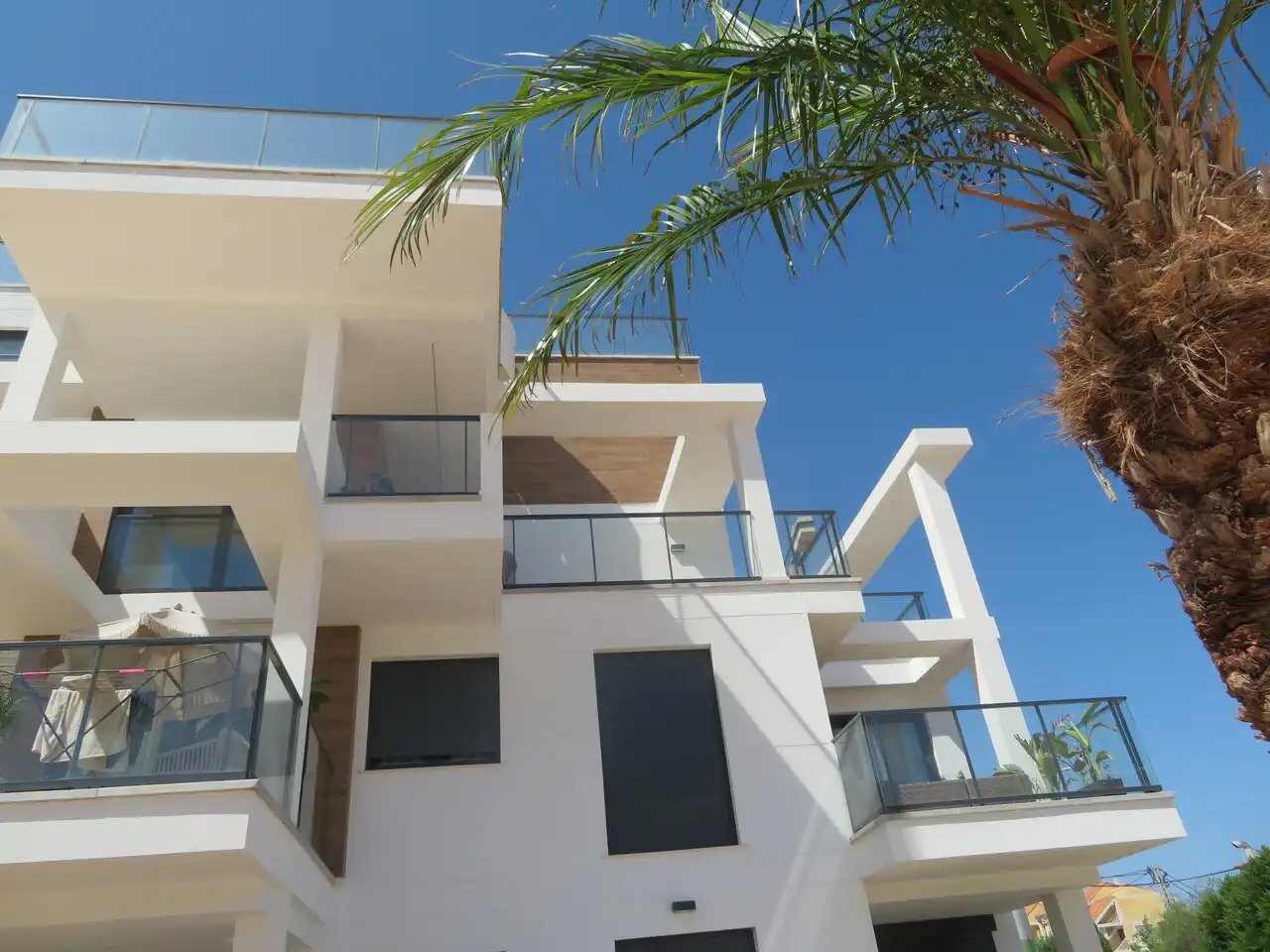 Vista exterior de Ático en venta en Dénia con Aire acondicionado, Terraza y Horno