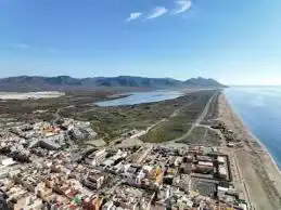 Vista exterior de Casa adosada en venda en Almería