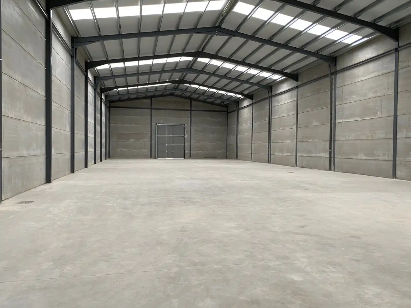 Vista exterior de Nave industrial en venta en Paterna