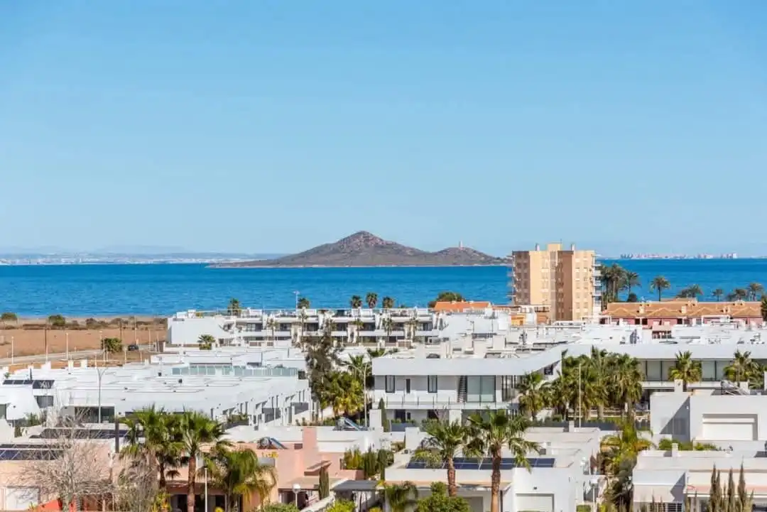 Vista exterior de Casa o xalet en venda en Cartagena amb Aire condicionat, Jardí privat i Terrassa