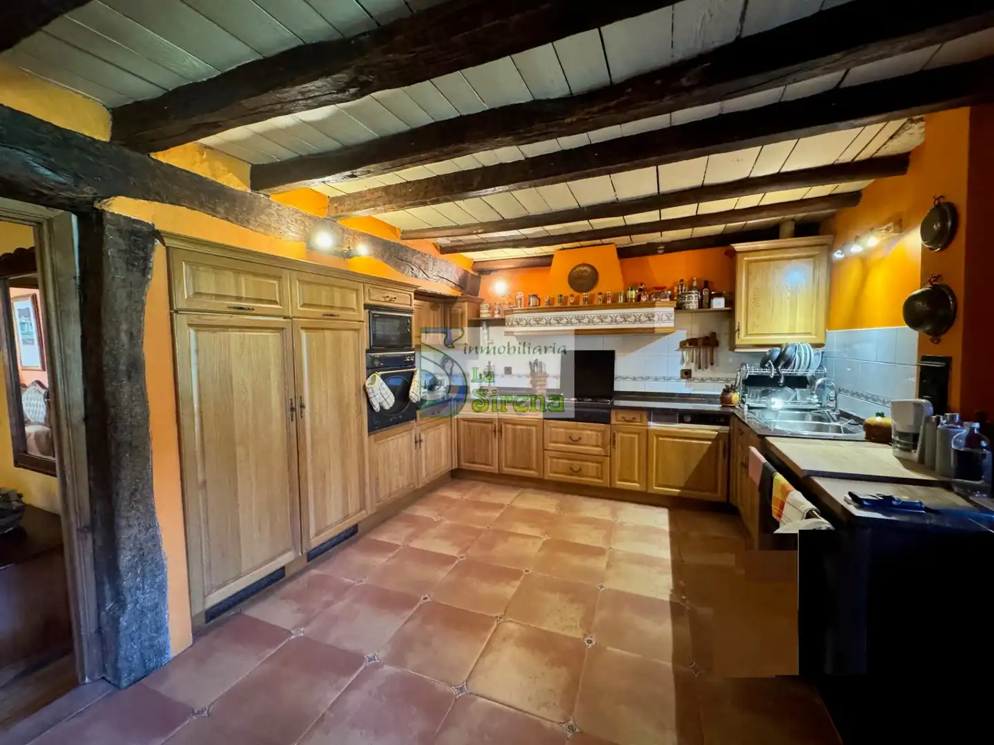 Cocina de Casa o chalet en venta en Castro-Urdiales con Calefacción, Jardín privado y Terraza
