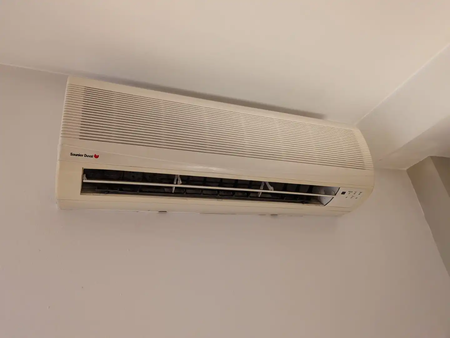 Wohnung zum Verkauf in Sant Joan Despí mit Klimaanlage, Heizung und Parkett