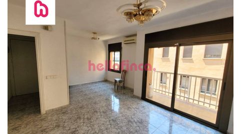 Foto 2 de Piso en venta en Calle Abat Marcet, Els Molins, Mataró