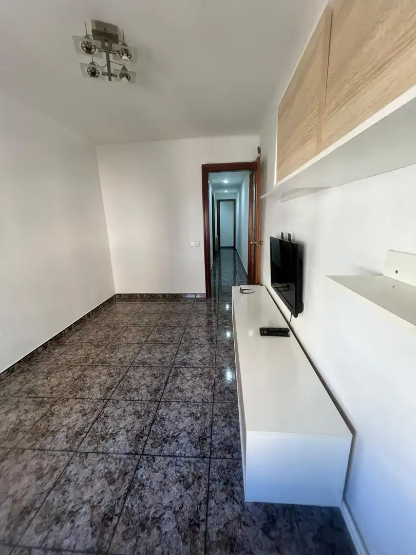 Apartament amb ascensor en venda a Collblanc - La Torrassa, imagen 5