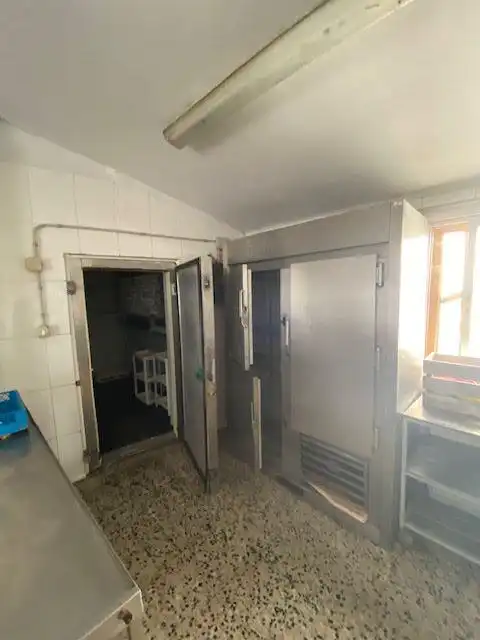Cocina de Local de alquiler en Oviedo 