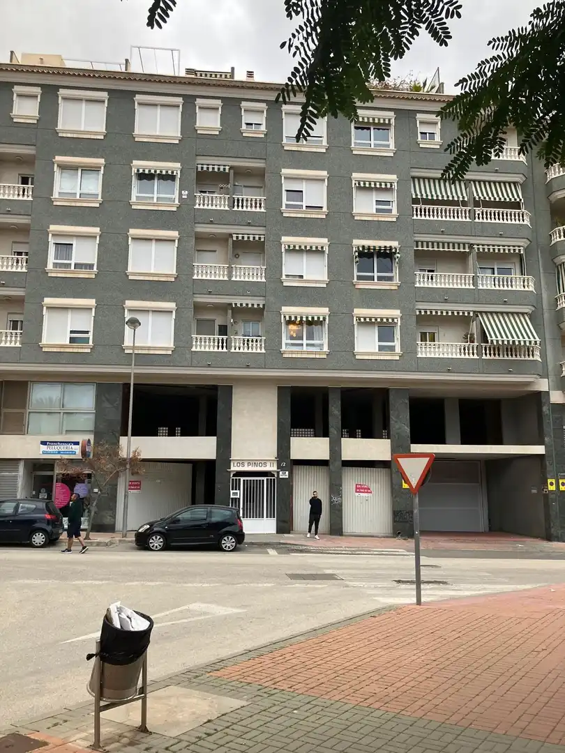 Local comercial en alquiler en Campello Playa