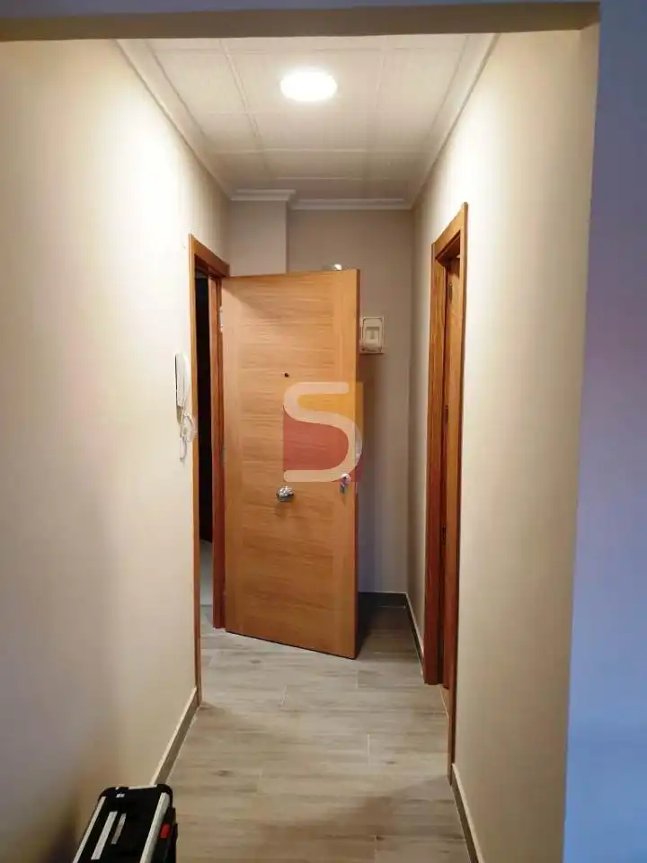 Piso de alquiler en San Cibrao das Viñas con Calefacción y Terraza