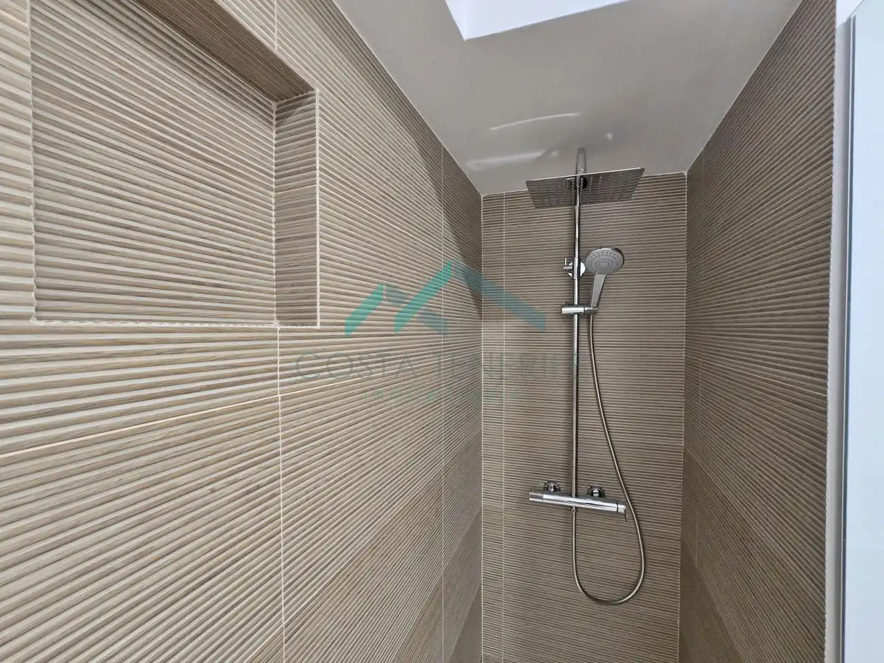 Bathroom of Ground floor for sale in Guía de Isora  with Terrace