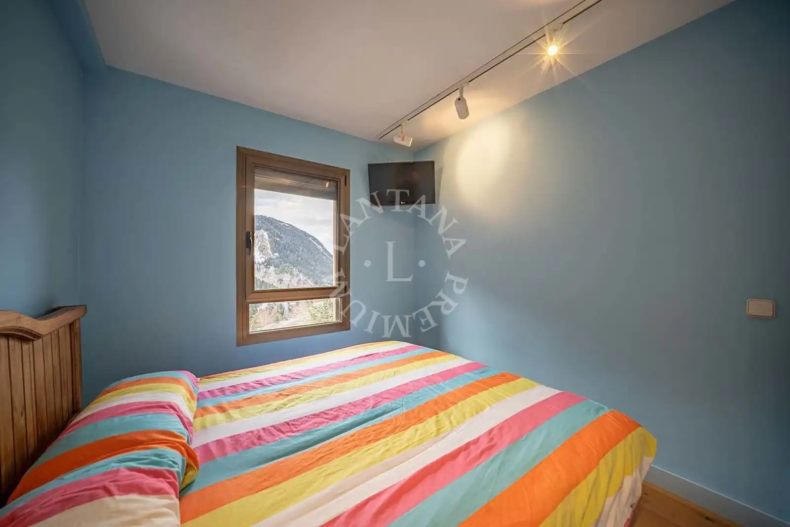Bedroom of Flat for sale in Naut Aran  with Heating, Parquet flooring and Storage room
