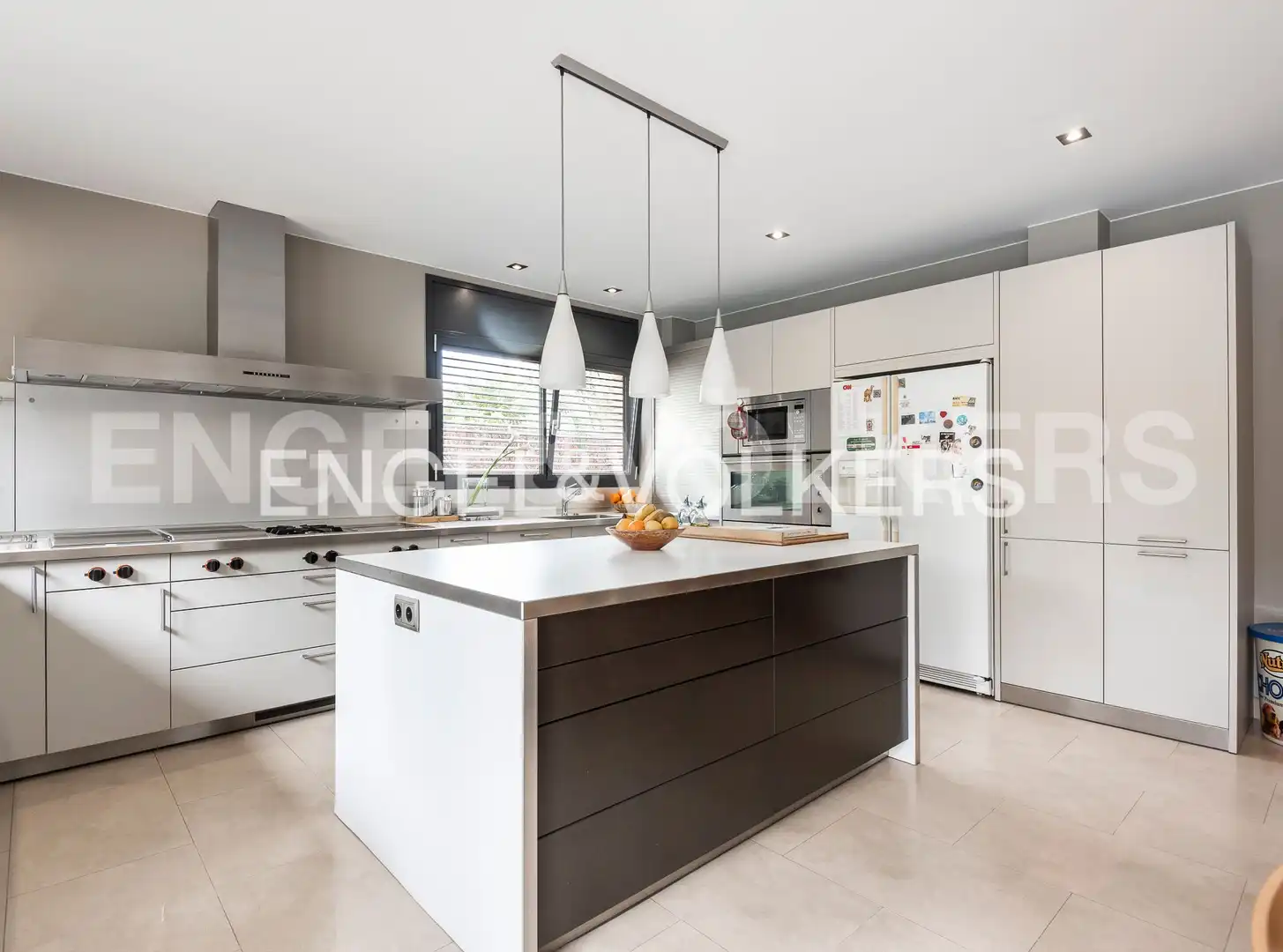 Kitchen of Houses for sale in Sant Cugat del Vallès  with Air Conditioner, Heating and Private garden