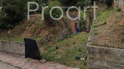 Terreno edificable a 10 minutos de Sant Celoni con espacio llano para el inmueble