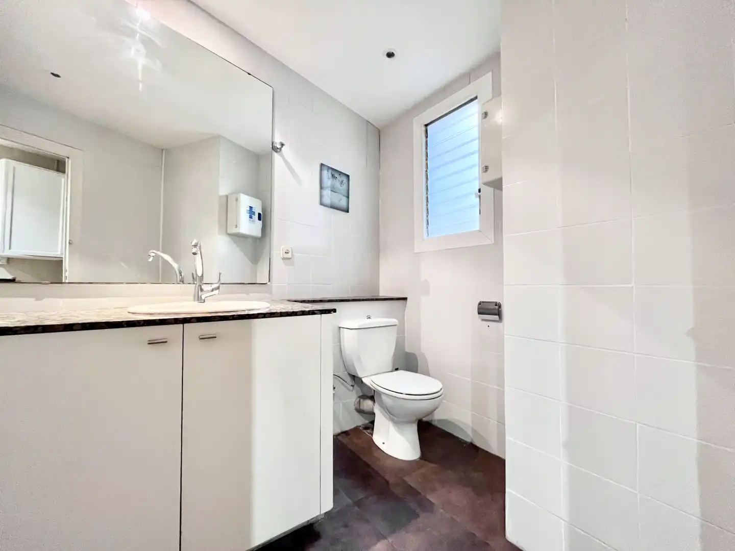 Baño de Oficina en venta en Barcelona con Aire acondicionado y Calefacción