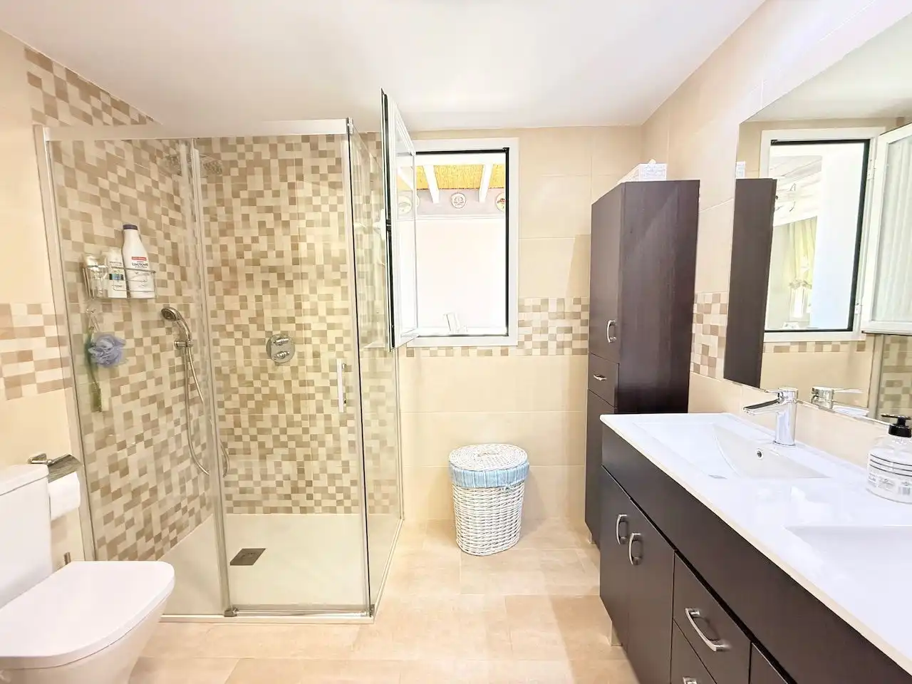 Bathroom of Attic for sale in Vélez-Málaga  with Air Conditioner, Heating and Terrace
