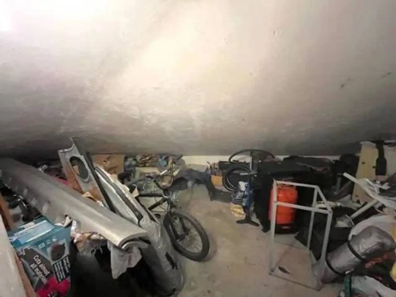 Parkplatz von Wohnung zum Verkauf in Erandio