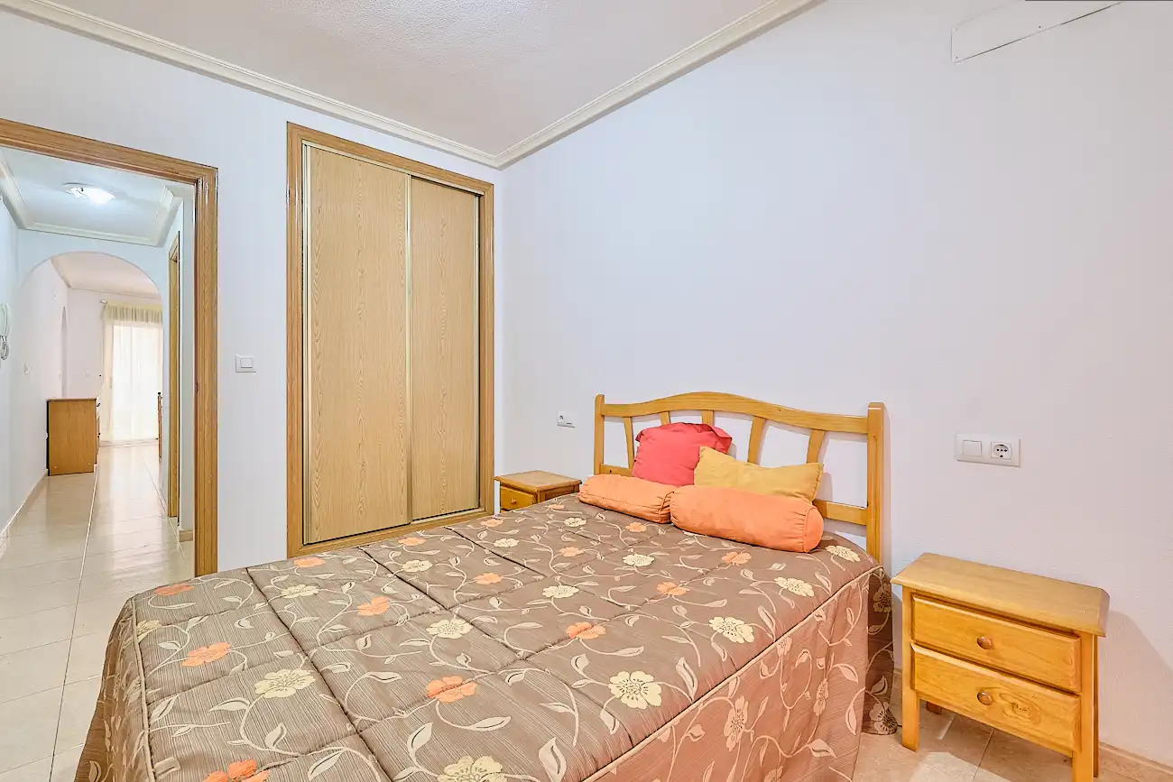 Apartamento en venta en Calle Almudena, Antonio Machado