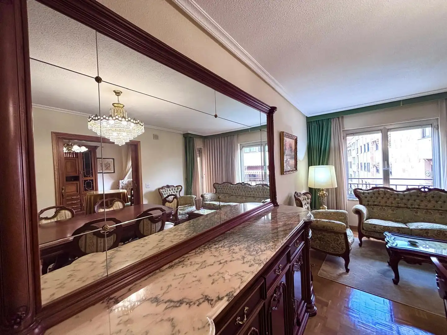 Sala de estar de Piso en venta en Salamanca con Calefacción, Parquet y Amueblado