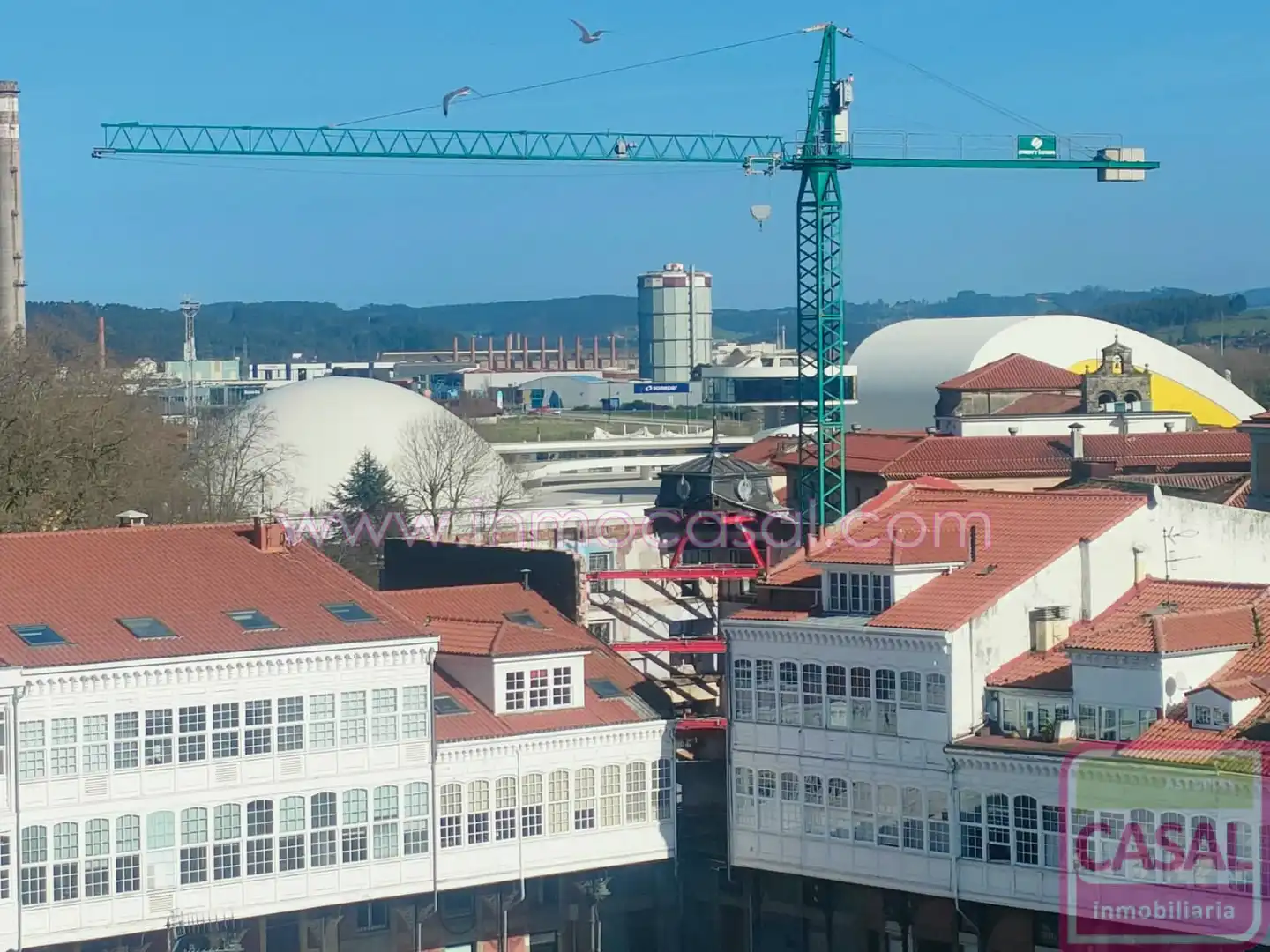 Außenansicht von Wohnung zum Verkauf in Avilés mit Heizung