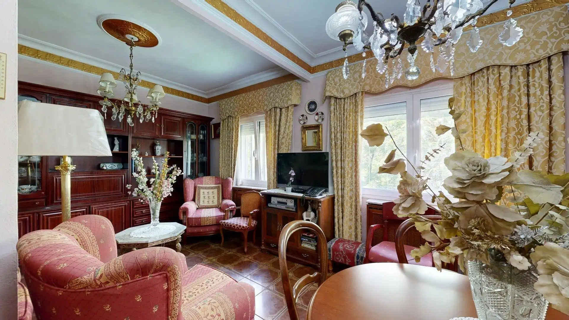 Sala de estar de Piso en venta en Zaragoza con Calefacción y Amueblado