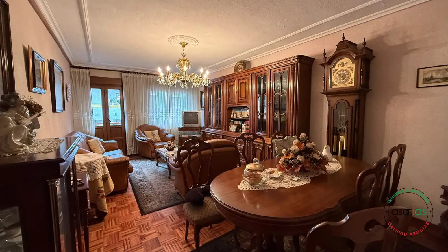 Living room of Flat for sale in Aller  with Heating, Parquet flooring and Storage room