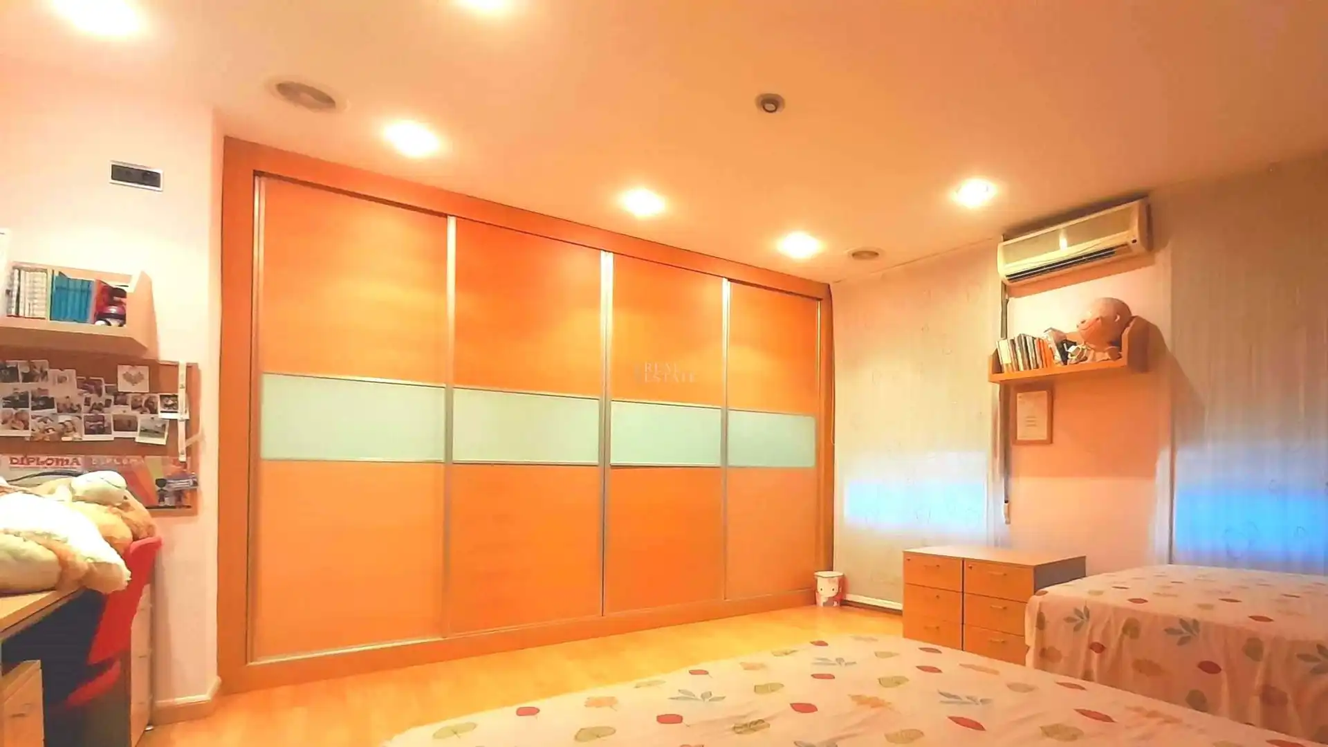 Bedroom of Duplexes for sale in Elche / Elx  with Air Conditioner, Heating and Storage room