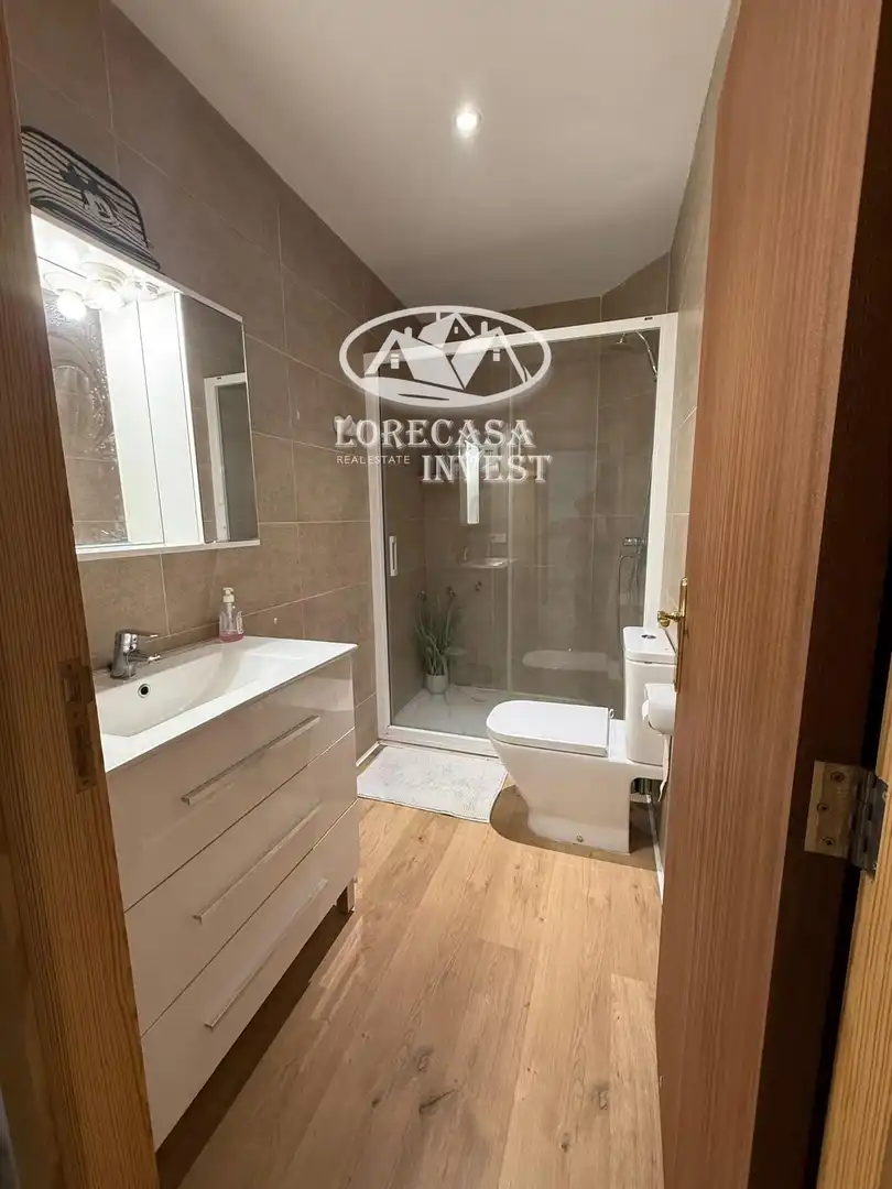 Baño de Piso en venta en  Palma de Mallorca con Aire acondicionado