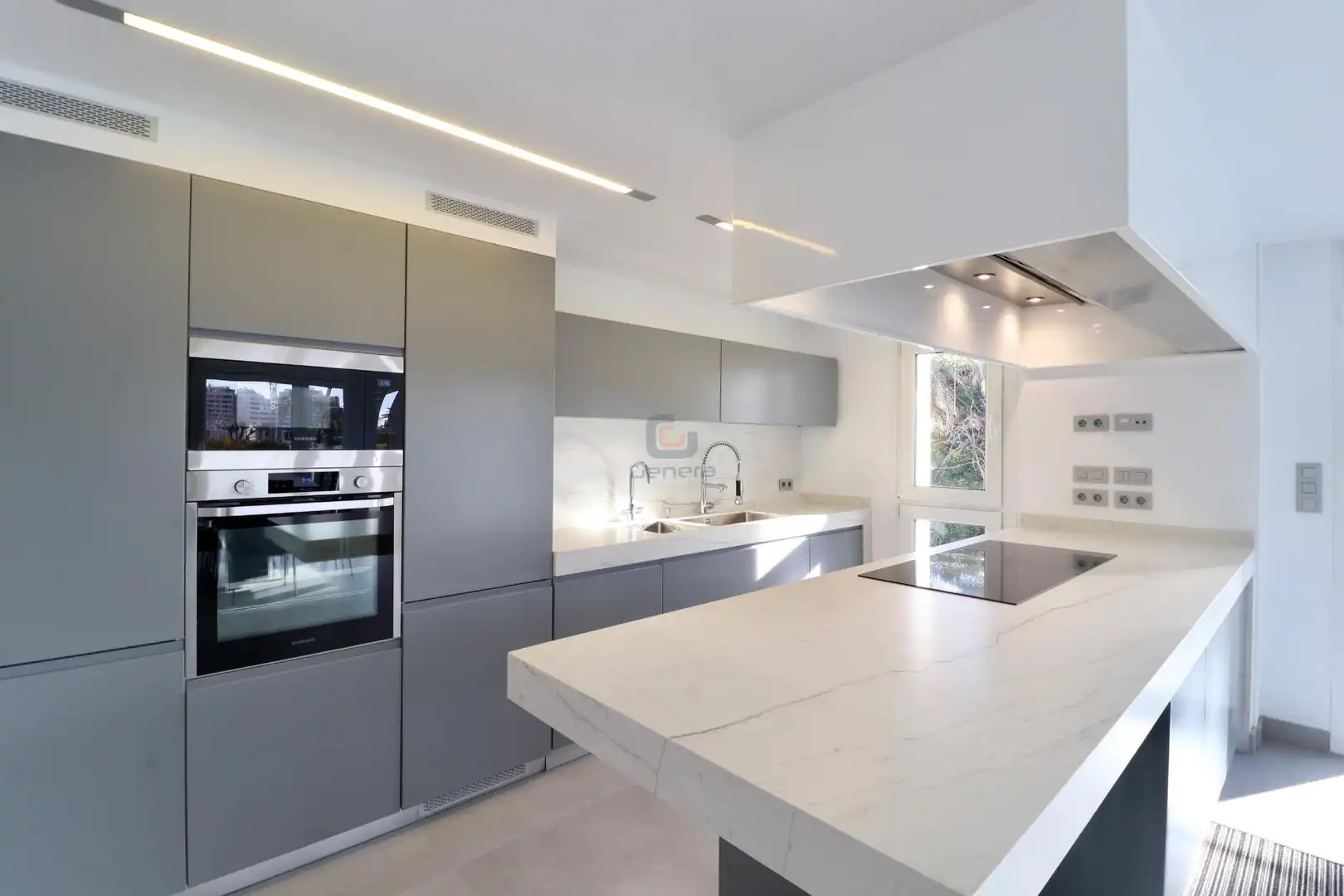 Kitchen of Houses for sale in El Campello  with Air Conditioner, Private garden and Terrace