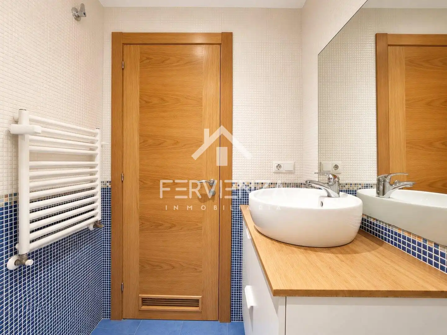 Baño de Piso en venta en Oviedo 