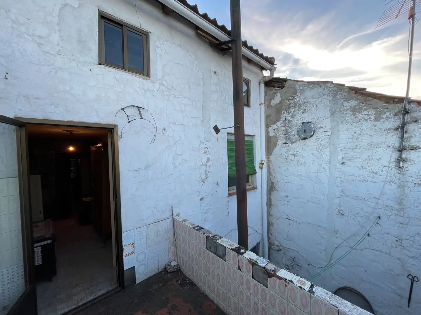Vista exterior de Finca rústica en venda en Bernardos amb Terrassa i Moblat