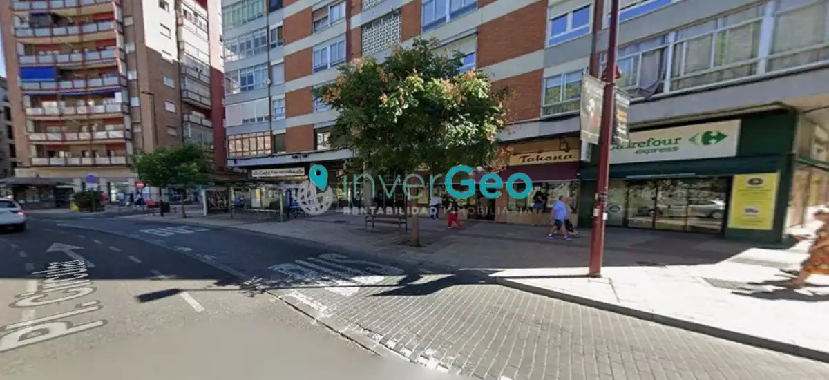 Vista exterior de Local en traspaso en Valladolid con Aire acondicionado, Calefacción y Terraza