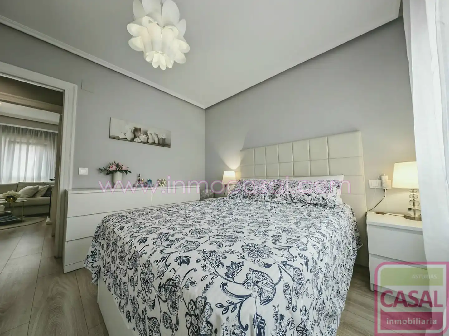 Schlafzimmer von Wohnung zum Verkauf in Oviedo  mit Heizung und Möbliert