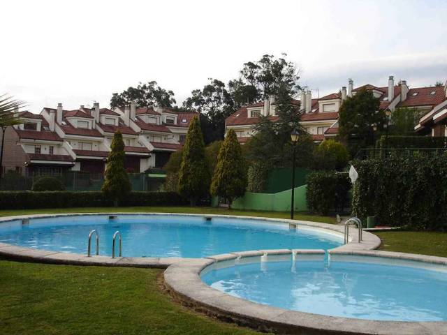 Casa-chalet en Alquiler en Calle Isla de Mouro, 10 en Somo