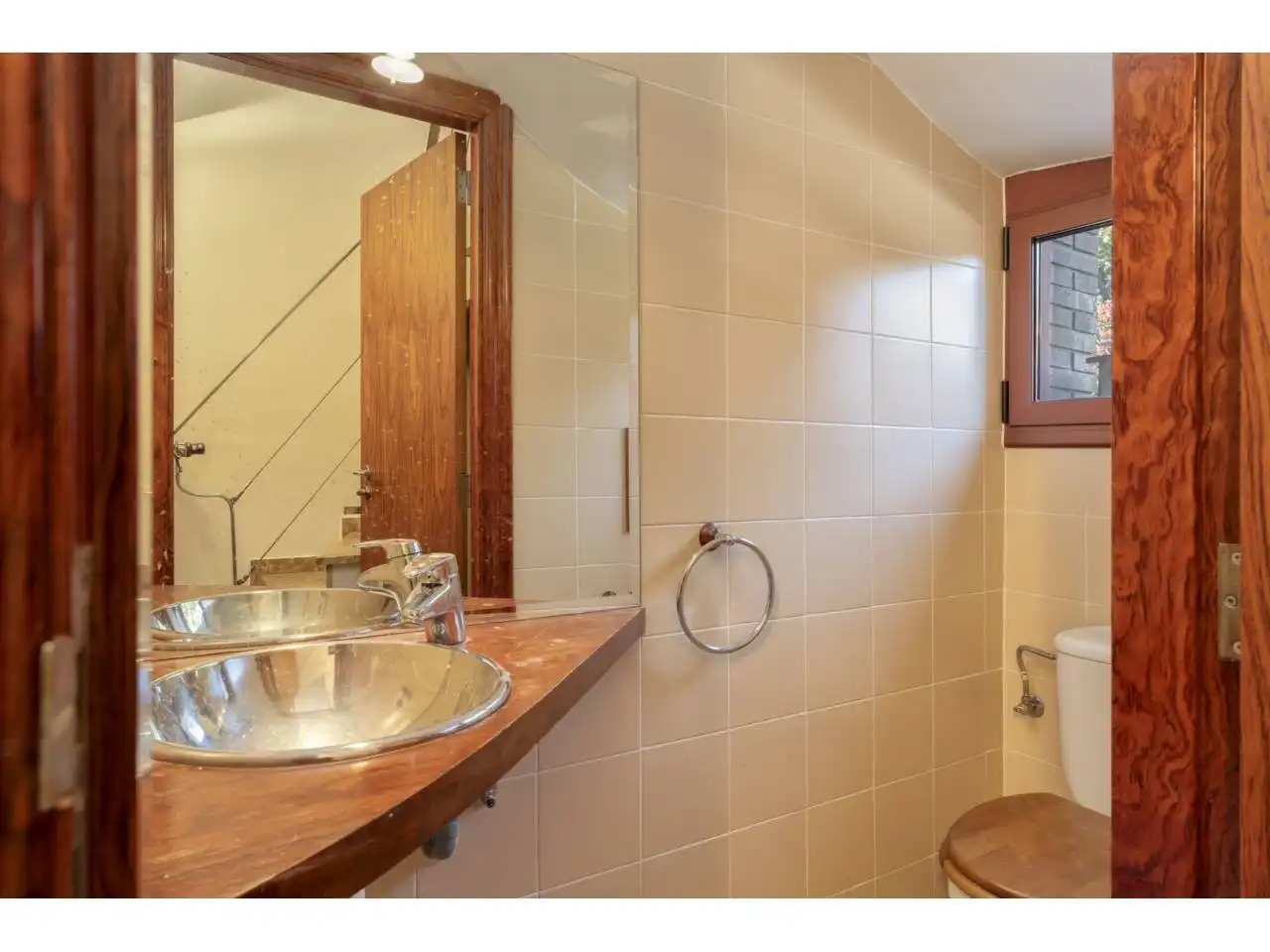 Bany de Casa o xalet en venda en Girona amb Aire condicionat, Calefacció i Jardí privat