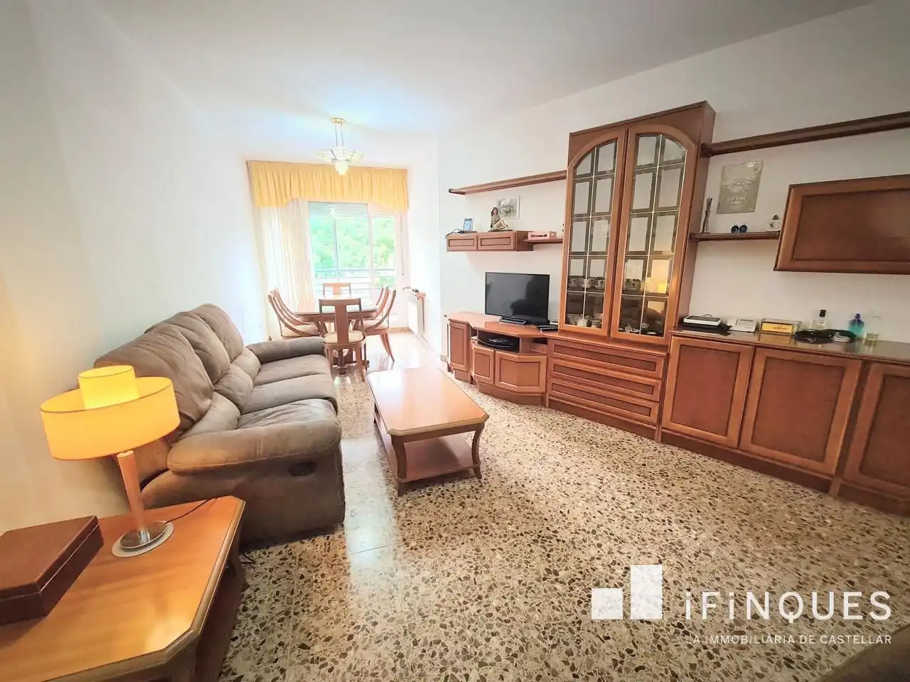 Sala de estar de Planta baja en venta en Castellar del Vallès con Calefacción, Terraza y Internet