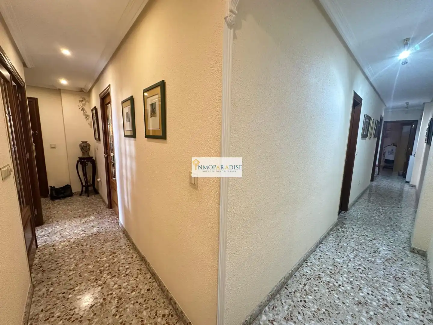 Ático en venta en Calle de Roselló, Altozano - Conde Lumiares
