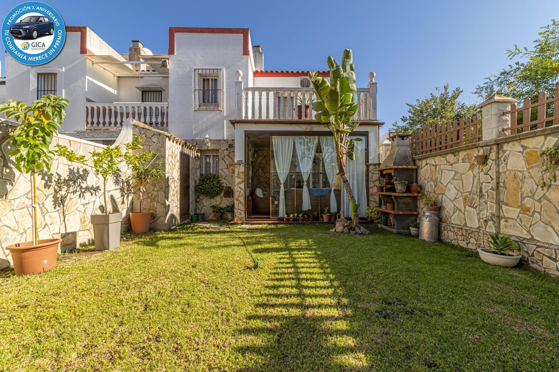 Jardín de Casa adosada en venta en Jerez de la Frontera con Aire acondicionado, Jardín privado y Terraza