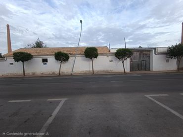 Nau industrial en venda a Avenida Juan Carlos I