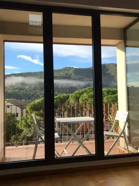 Terrassa de Dúplex de lloguer en Besalú amb Aire condicionat, Calefacció i Moblat